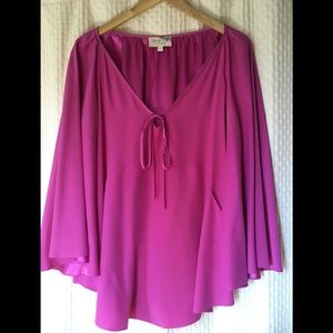 Elizabeth & James LG Fuschia Silk Top w/Pockets